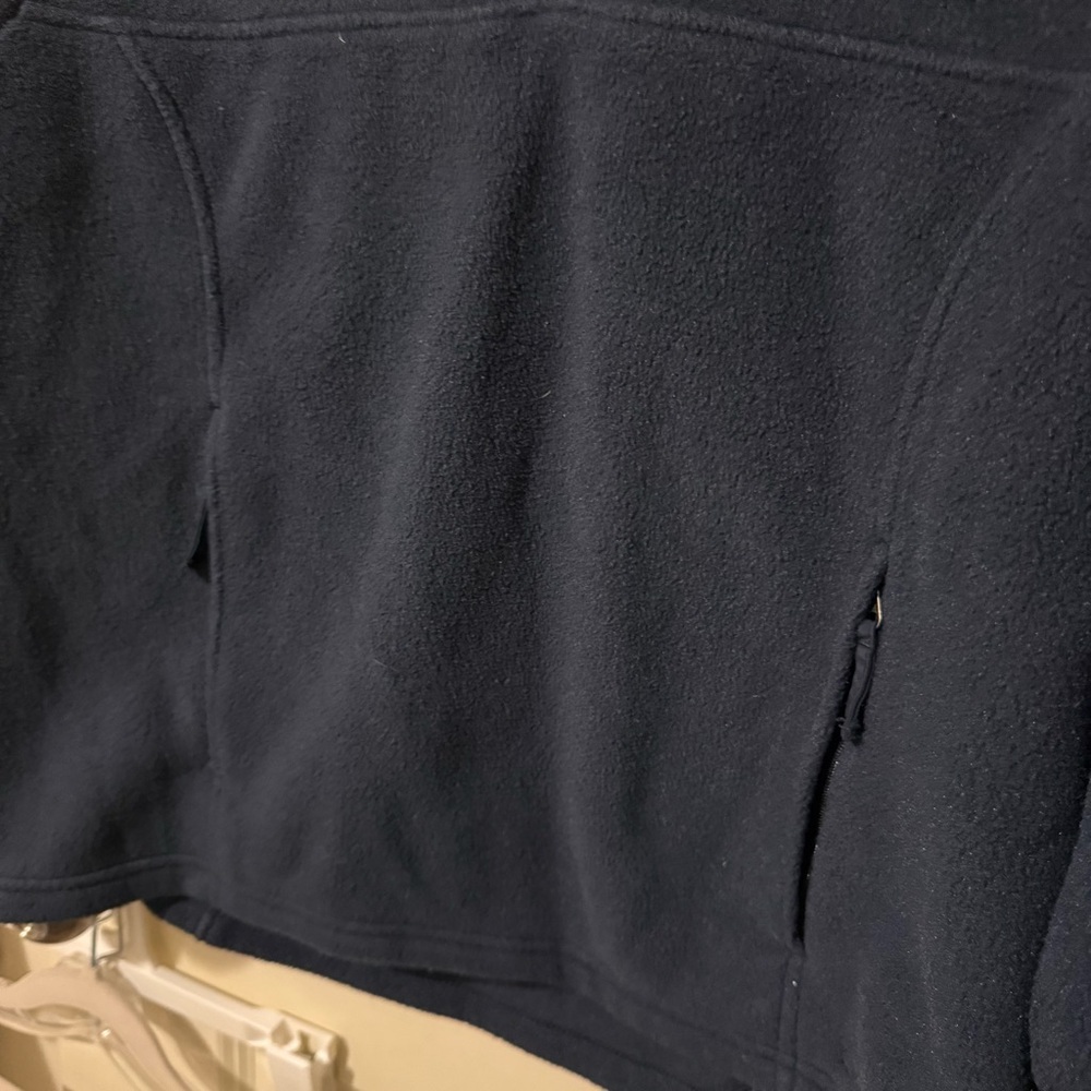 LL Bean Navy Blue Fleece Pullover size L - Picture 6 of 7